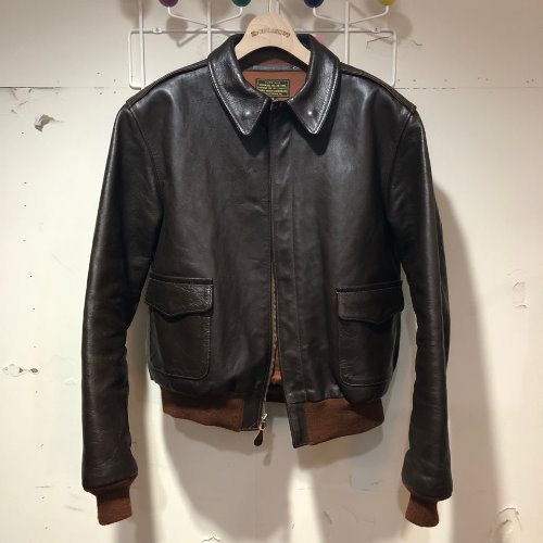 THE REAL McCOY&#039;s A-2 horsehide leather jacket (Size 42)