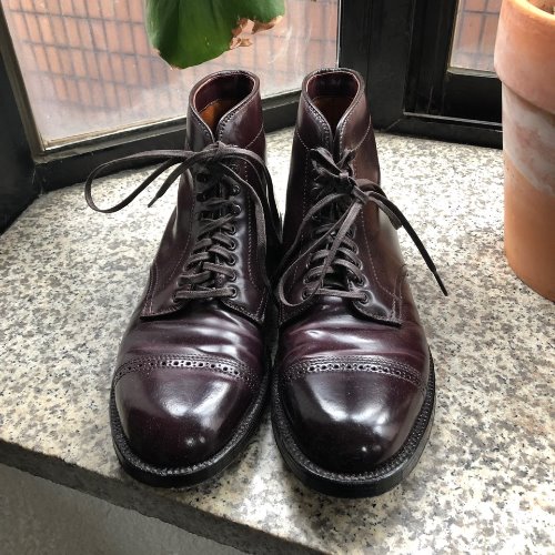 alden burgundy cordovan brogue boots (US 8)