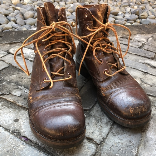Vtg COCORAN damaged leather 7 hole boots (약270)