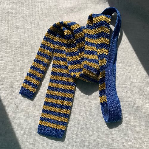 vintage stripe knit tie