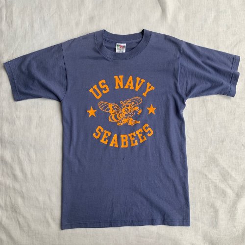 90s fruit of the loom usn seabees t shirt (90 size)
