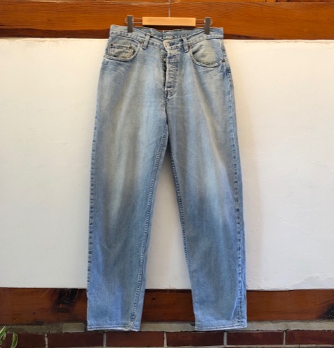 vtg 90s levis made in france (34.6인치)