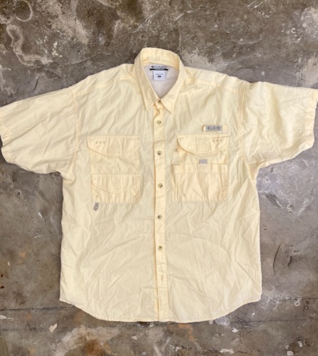 Columbia PFG(performance fishing gear) yellow half shirt (105 size)