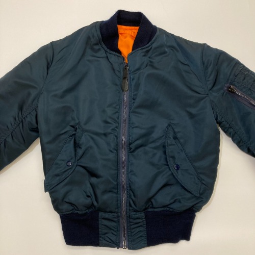 alpha industry ma-1 jacket (x small, 90 size)
