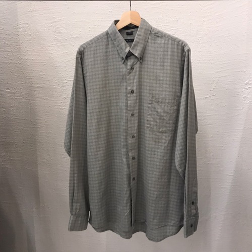 Dkny cotton plaid bd shirt USA made (100-105)