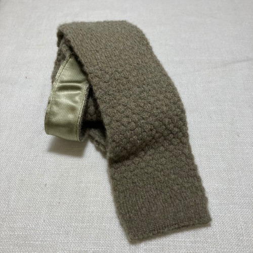 woo/cashmere knit tie