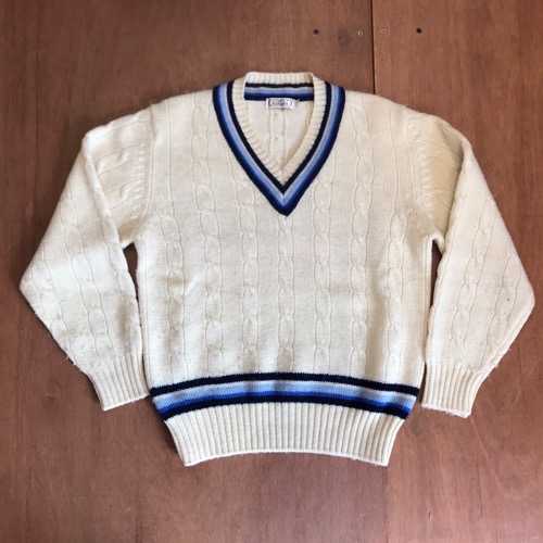 wool cricket sweater (95-100 , women free)