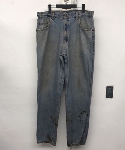90s Levi’s 545-0391 loose tapered leg dirty oil stains (33-35인치)