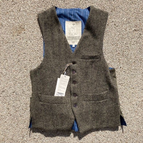 man 1924 dark beige herringbone vest (48, 50 size)