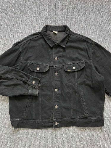 Lee black denim trucker jacket (XL size, 105-110 추천)