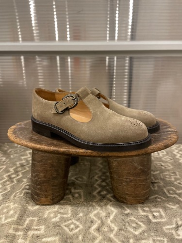 hender scheme oak beige t-strap suede shoes (4 size, 265mm-270mm추천)