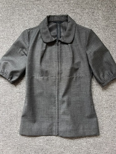 prada wool round collar zipped shirt (40 size, 55 추천)