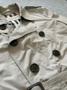 burberry brit trench coat (M size, 100-105 추천)