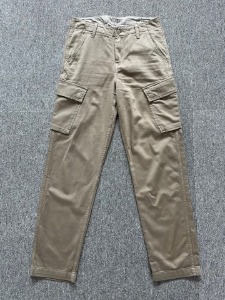 levis cotton cargo pants (31 inch)