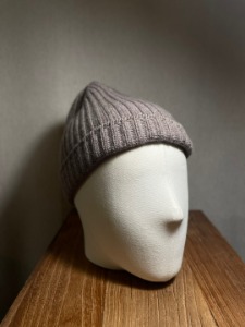 the galleria cashmere beanie (small size)