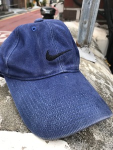 90s Nike faded cotton twill velcro back cap (Free)