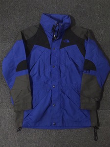 TNF extreme light snow ski jacket (M size, ~105 추천)