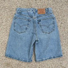 levis 550 shorts (32in)