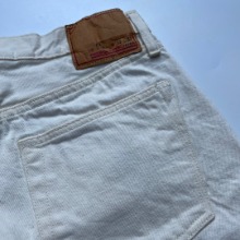 resolute 711 white jeans 10th anniversary limited edition (32 inch)