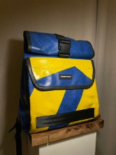 freitag f151 victor backpack (blue/yellow)