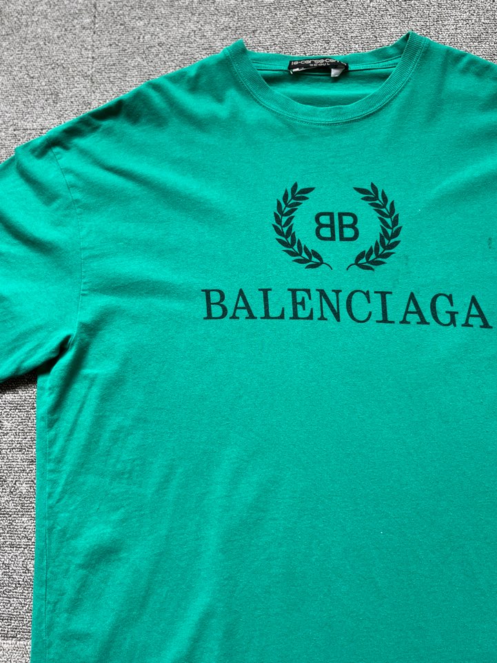 balenciaga wreath logo t shirt (XS size, 105 추천)