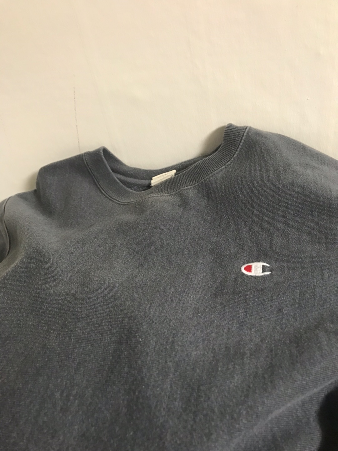 champion reverse weave sweatshirt (M size, ~105 추천)