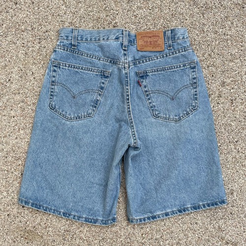 levis 550 shorts (32in)